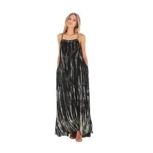 Chic Black and White Striped Maxi Dress